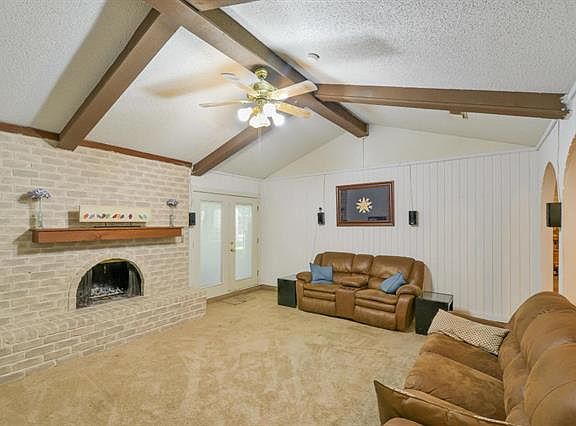 4th image of 3310 Buckingham Dr