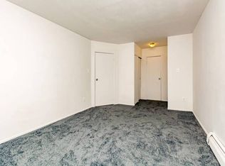 210-11 41st Ave #2B, Bayside, NY 11361