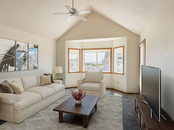 Bayview, 1810 42nd St S #2-204, Fargo, ND 58103