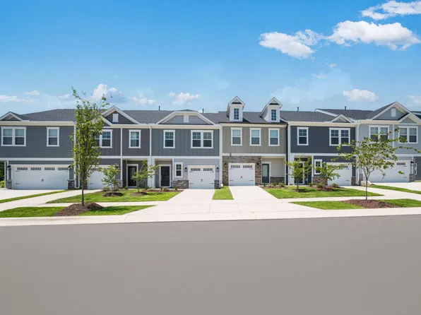 272 Sweetbay Tree Dr, Wendell, NC 27591
