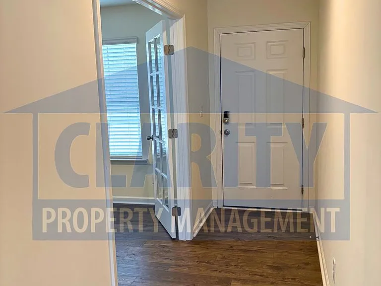 187 Lindsell Rd — Photo 6