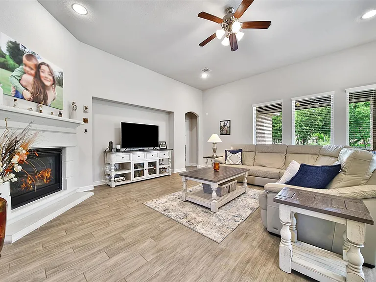 32918 Franklin Brooks Dr — Photo 17