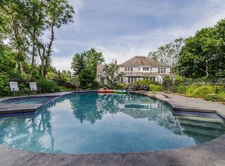 5 High Meadow Rd, Andover, MA 01810