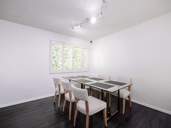 5th image of 700 Westmount Dr APT 207