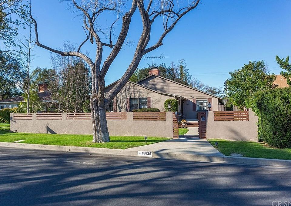 13825 Hartsook St, Sherman Oaks, CA 91423 | Zillow