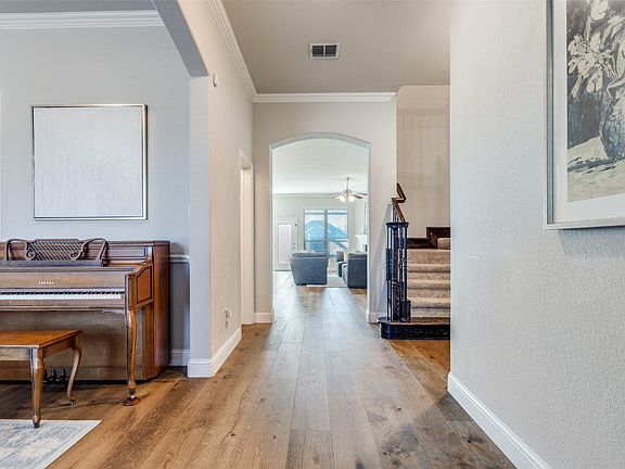 5th image of 2913 Country Church Rd