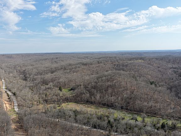 3rd image of Little Proctor Rd