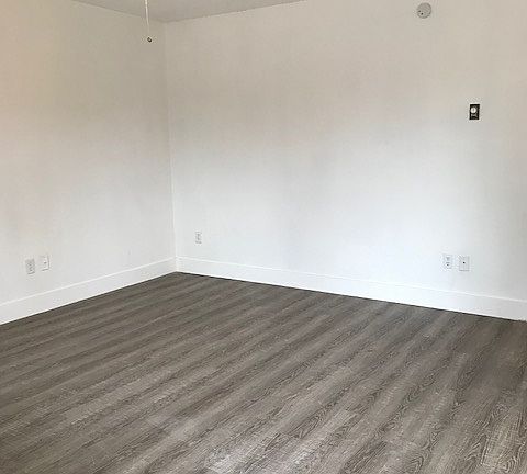 3rd image of 3737 E 5th St APT 10