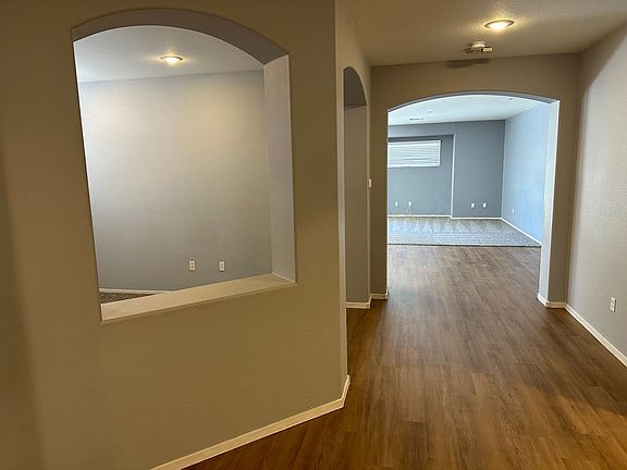 5th image of 4729 Vincent Hill Ct