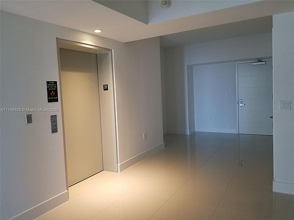 3rd image of 1010 Brickell Ave Unit 2104