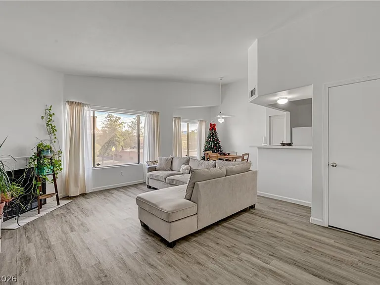 8450 Alta Dr #229 — Photo 5