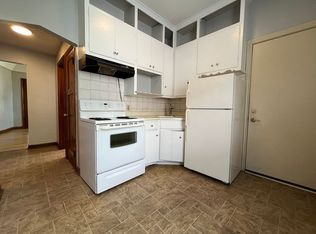 4575 S Packard Ave #2, Cudahy, WI 53110