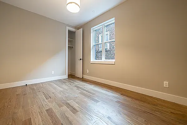 Rented by Friedman Mayer, LREB | media 5