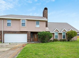 2521 W Friendship Dr, Harvey, LA 70058