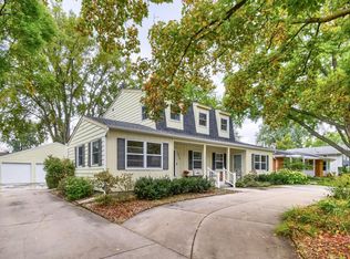 1417 18th St NW, New Brighton, MN 55112