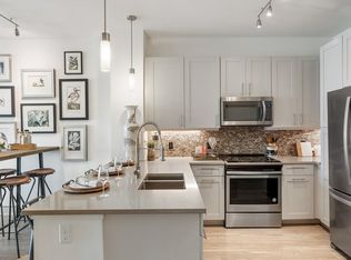 7 Cambridgepark Dr #446, Cambridge, MA 02140