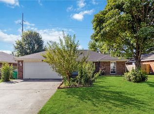 709 Ponderosa St, Centerton, AR 72719