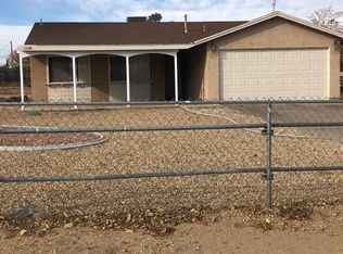 11094 Victor St, Hesperia, CA 92345