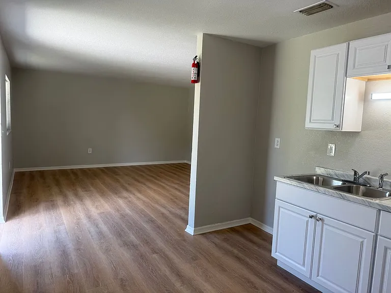 1020 Hagle Park Rd — Photo 10