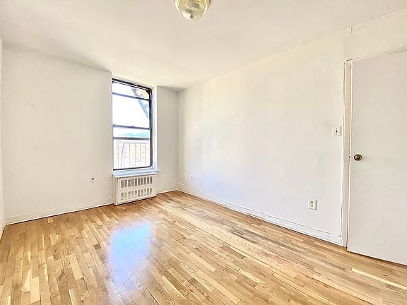 4th image of 100 W 118th St APT 4D