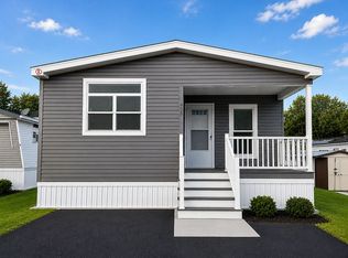408 4th Ave, Middletown, NY 10941