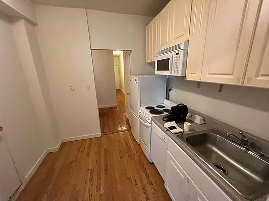 Rented by Best Apartments North Inc | media 5