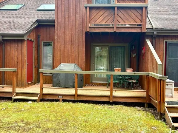52 Doe Run, Lake Harmony, PA 18624