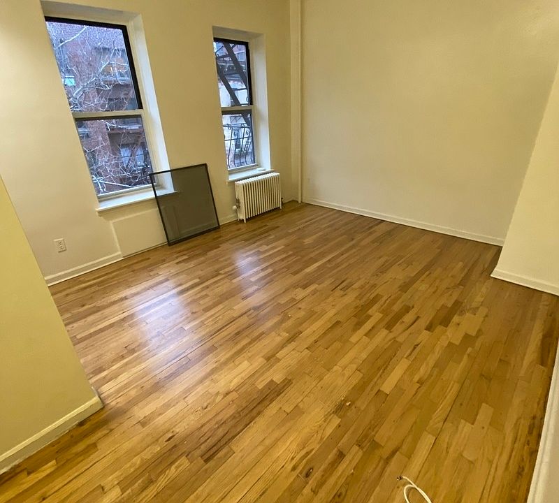 1st image of 228 E 29th St #3B