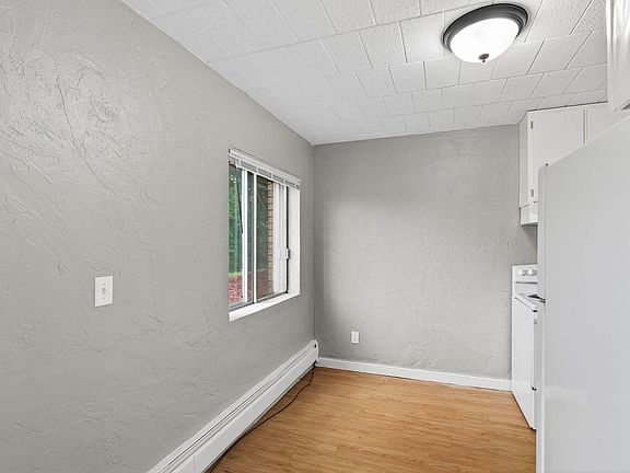 5th image of 1555 Willis Ave #4A