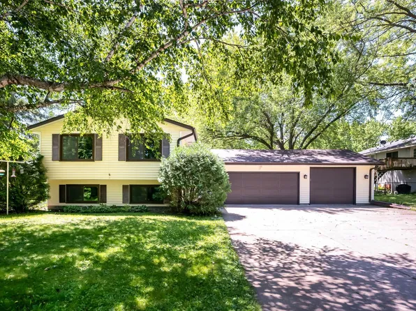 13589 67th Pl N, Maple Grove, MN 55311