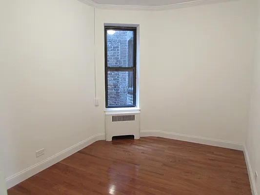 Rented by Vickers Realty | media 10