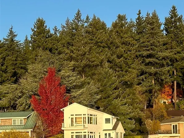 11031 Champagne Point Road NE, Kirkland, WA 98034