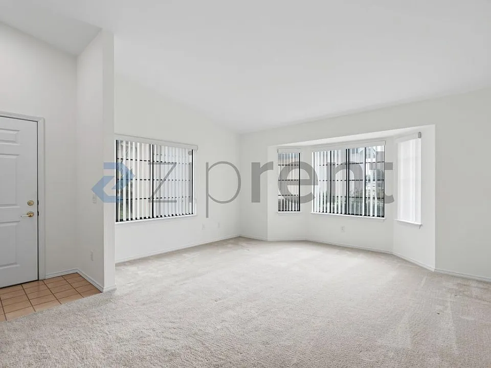 1086 Morning Mist Ct