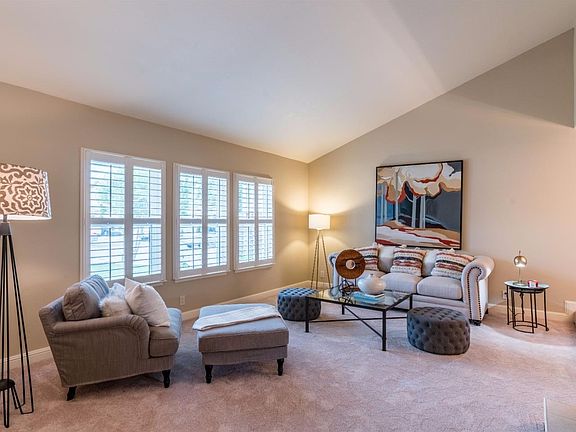 2nd image of 2674 Ohlone Dr