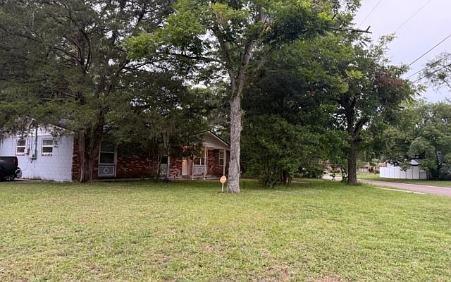 2nd image of 4950 Vermont Rd