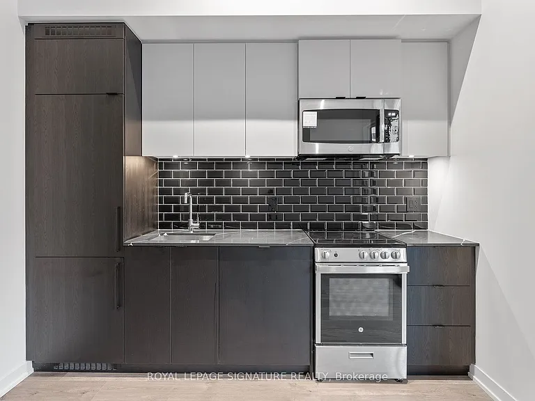 1182 King St W #201 — Photo 6