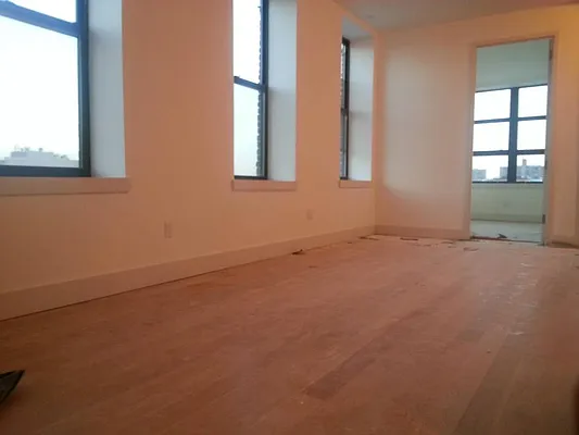 Rented by Loom Group | media 18