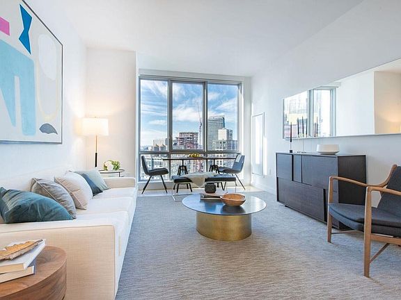 5th image of 160 Madison Ave APT 32A