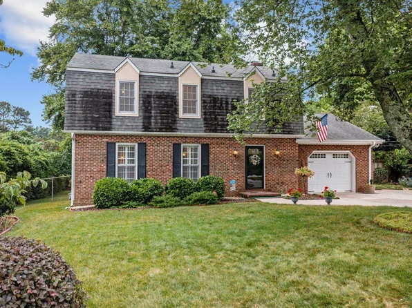 1016 Deerfield Rd, Raleigh, NC 27609