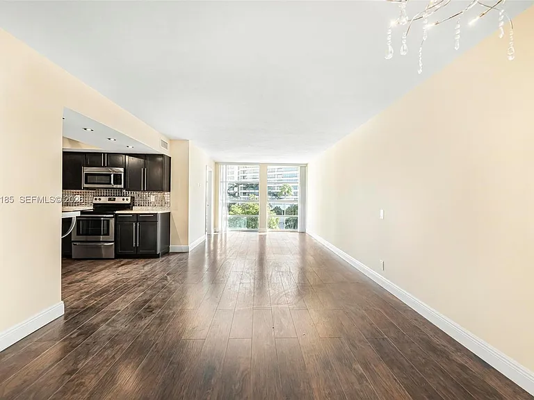 501 Three Islands Blvd #519 — Photo 5