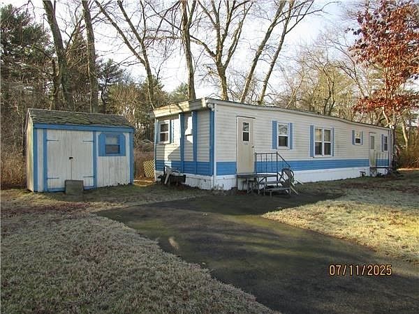 1st image of 165 Padelford St