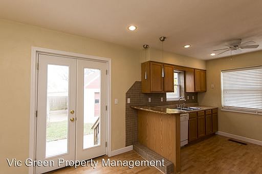 4th image of 801 Nordale Ave
