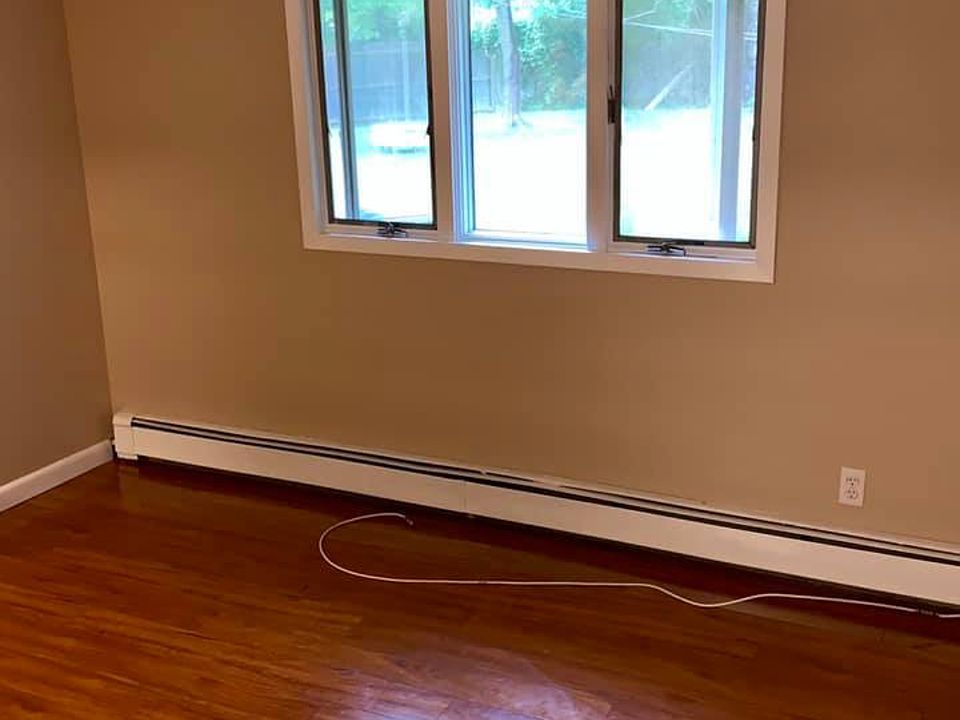 1st image of 30 Carlow St
