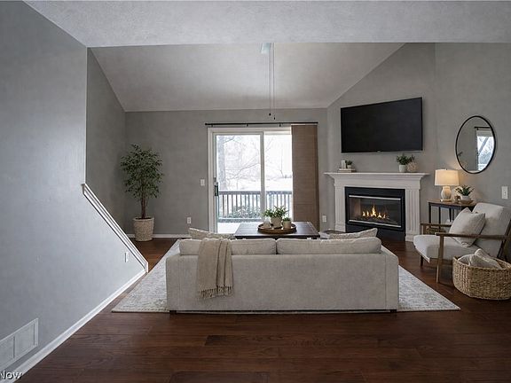 5th image of 4985 Searls Dr NW