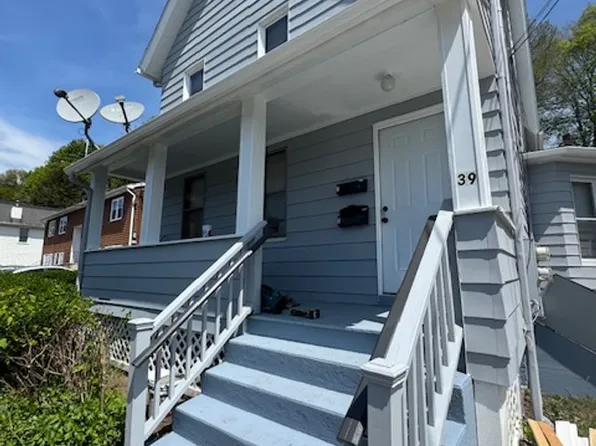 39 Bank St