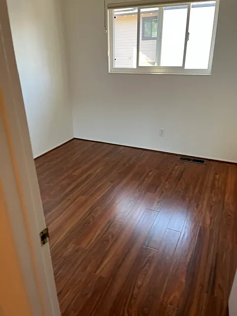 3 bed, 1.5 bath, 1160 sqft, $3,800 — Photo 3