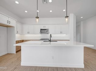 2942 E Manzanita Rd, Queen Creek, AZ 85142