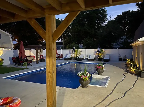308 Ford St, Muscle Shoals, AL 35661