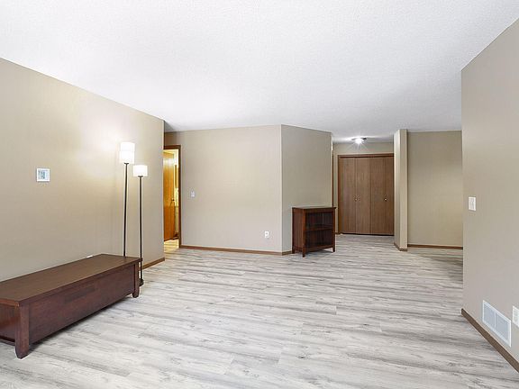 5th image of 50 94th Cir NW APT 104