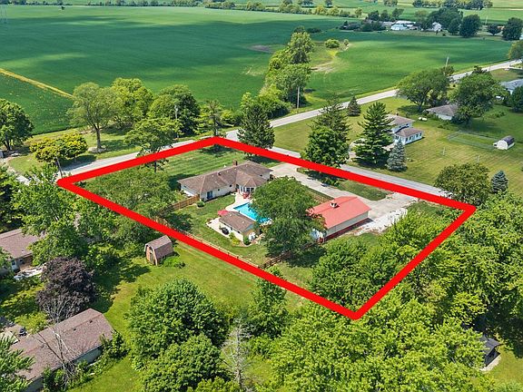 2nd image of 3920 Lukens Rd